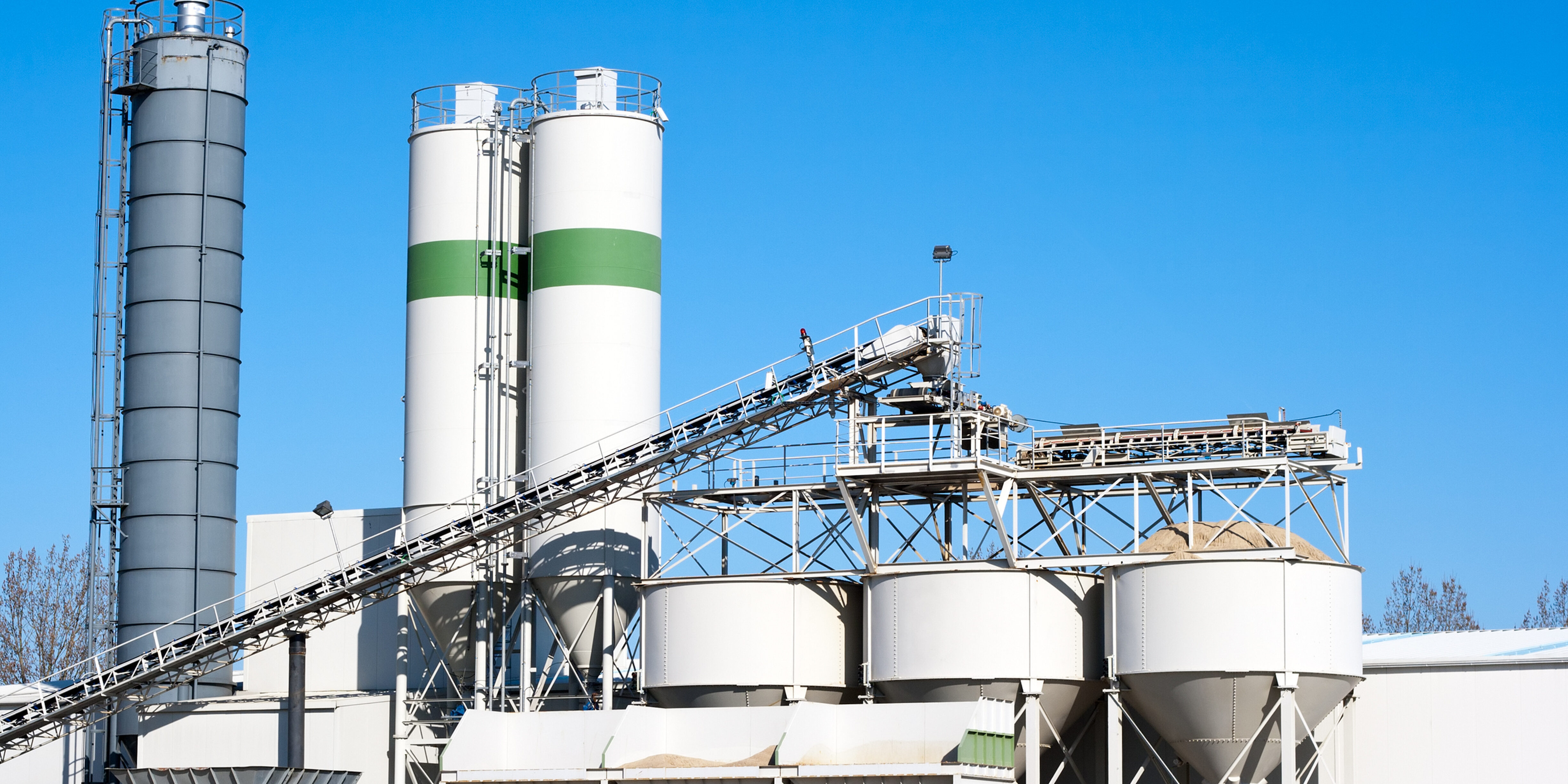 concrete plant with silos